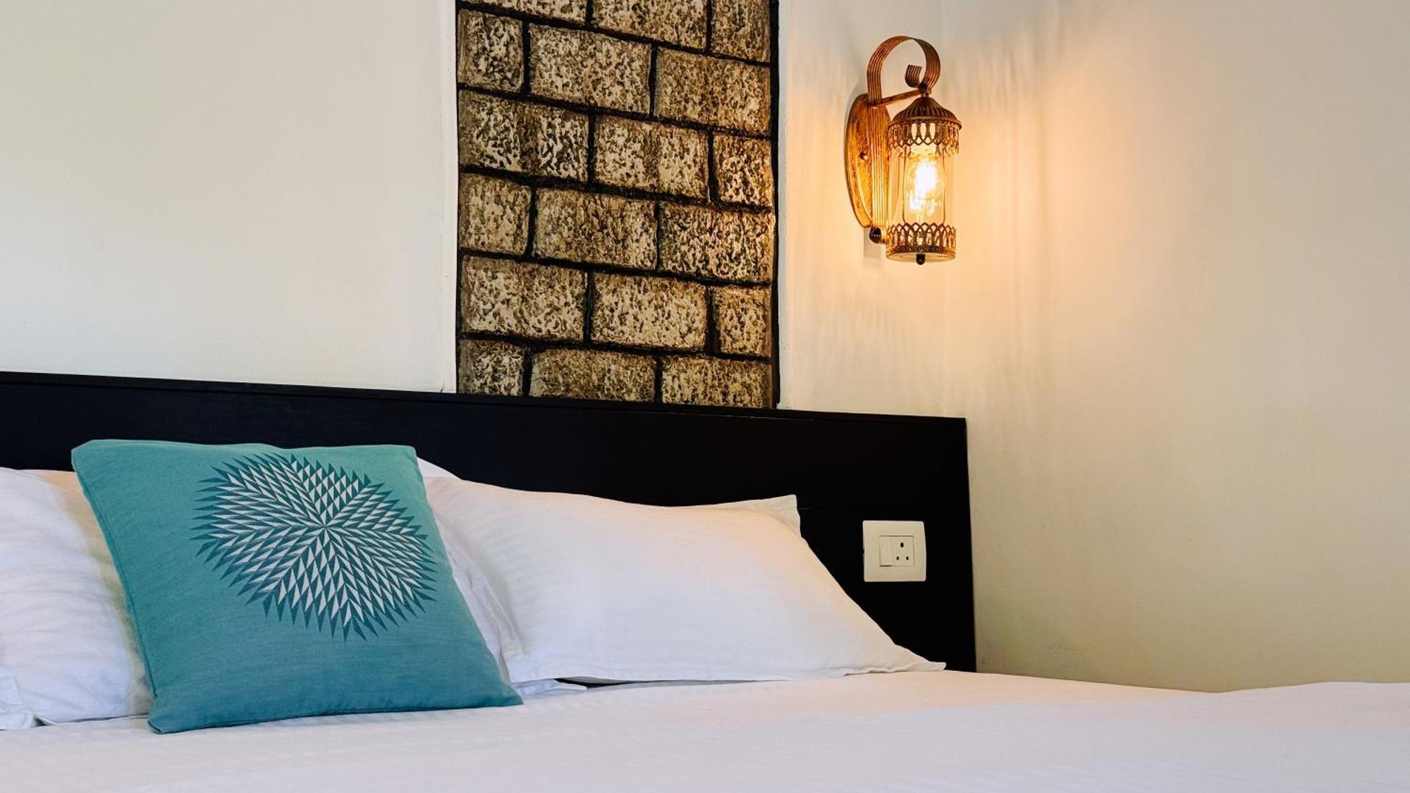 Calm Shack - 2 Bedroom-Boutique Farm Stay 蒙纳 外观 照片