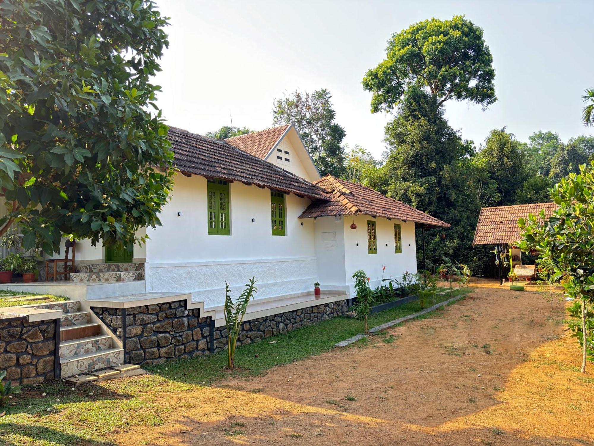 Calm Shack - 2 Bedroom-Boutique Farm Stay 蒙纳 外观 照片